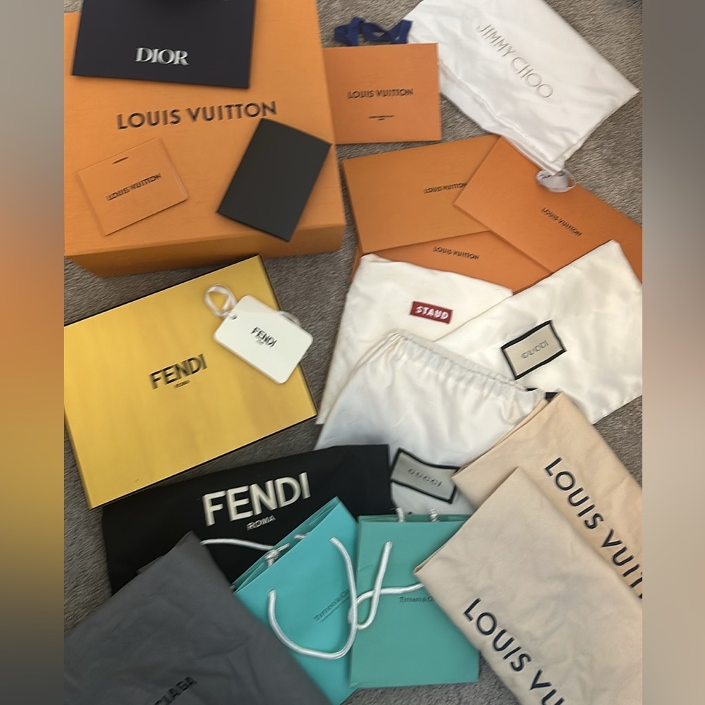 Luxury Designer Packaging - LV, Dior, Fendi, Gucci, Balenciaga, Tiffany, Staud - Picture 2 of 4